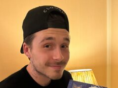 Natais de Beckham x Peltz: como o Brooklyn está trocando as tradições clássicas pelo Hanukkah no complexo dos sogros nos EUA – enquanto seu clã se limita a combinar PJs, o famoso jantar assado do Papai Noel e David