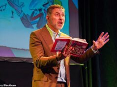 David Walliams foi demitido do cargo de embaixador da principal instituição de caridade infantil – já que agora enfrenta acusações de assédio