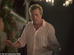 Hugh Laurie foi ‘muito complicado’ no set de The Night Manager devido ao ator, 66, querer interpretar o papel principal de Tom Hiddleston, de 44 anos