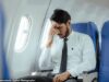Teme que o ar ‘tóxico’ da cabine do avião possa desencadear doenças graves, já que a investigação revela alegações de danos cerebrais e mortes