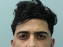 Dois ladrões migrantes afegãos que usaram o aplicativo de namoro Grindr para enganar as vítimas para que as deixassem entrar em suas casas são presos