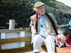 Homem de 30 anos que esfaqueou o próprio pai até a morte em casa é preso – como diz a irmã do assassino: ‘Sempre amarei e cuidarei de você’