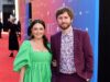 A estrela de Inbetweeners, James Buckley, revela seu ÚNICO segredo para um casamento feliz com a esposa Clair, após mais de uma década de casamento e dois filhos