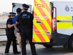 A polícia interrompe as investigações de 5.592 crimes todos os dias, com um caso abandonado por minuto antes que o suspeito seja encontrado