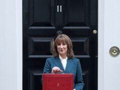 Outros milhares poderiam ser arrastados para pagar o imposto sobre mansões de Rachel Reeves em casas de £ 2 milhões, já que especialistas alertam que o plano de reavaliação pode exagerar os preços das casas em até £ 30.000