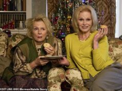 A BBC vence a guerra de classificações de Natal com a ITV, já que a emissora sob ataque reivindica nove dos dez primeiros lugares, apesar de uma série de escândalos