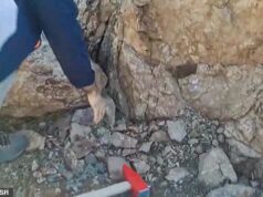 Será esta a prova de que a Arca de Noé realmente existiu? Fragmentos de cerâmica encontrados perto do último local de descanso do barco bíblico sugerem que a região FOI colonizada por humanos na época do Grande Dilúvio