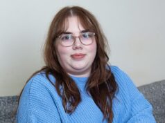 Disseram-me que meu ganho de peso, pelos faciais e fadiga eram normais. Na verdade, todos eram sinais dessa condição que as mulheres sofrem durante anos antes de receberem um diagnóstico