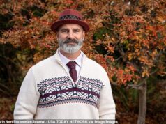 A cidade de Woke Oregon contrata o ASSASSINO que executou uma adolescente para seu conselho de revisão policial