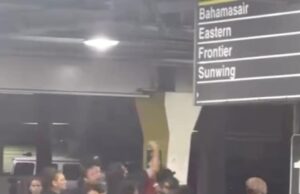 Briga feia de puxões de cabelo envolvendo homens e mulheres irrompe no aeroporto de Miami