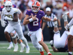 Dabo Swinney não é problema de Clemson. Este é o portal de quarterback e transferência