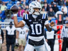 O quarterback Darian Mensah retornará ao Duke no próximo ano