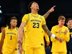 Michigan diminuindo a diferença para o número 1 do Arizona na pesquisa de basquete masculino da AP