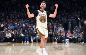 Warriors contratam o guarda bidirecional Pat Spencer para o resto da temporada