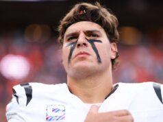 Fontes: Ravens concordam em assinar com Trey Hendrickson um contrato de 4 anos e US$ 112 milhões