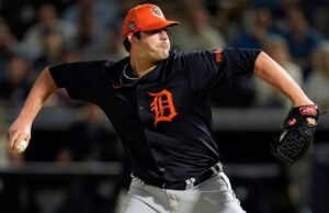 O prospecto das Montanhas Rochosas, RJ Petit, torceu UCL, fora indefinidamente