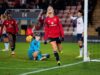 Man United mostra luta contra Spurs, mas precisa de transferências para manter a WSL, UWCL espera viva