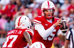 Fontes: Nebraska QB Dylan Raiola entrará no portal de transferência