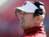 Bob Stoops encerra capítulo sobre carreira de treinador após passagem pela UFL