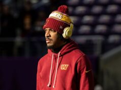 Comandantes desligaram QB Jayden Daniels pelo resto da temporada