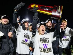 Washington conquista a primeira College Cup com gol de ouro