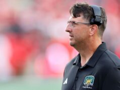 Ohio cita ‘casos extraconjugais’ e uso de álcool na demissão de Smith