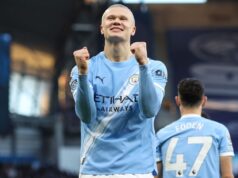 Haaland, do Man City, traz de volta a icônica celebração do gol do robô