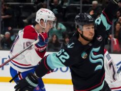 Brandon Montour de Kraken (mão) em IR, lançado por pelo menos 4 semanas