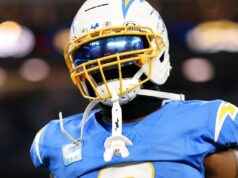 NFL suspende Chargers LB Denzel Perryman por dois jogos