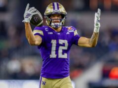 Washington WR Denzel Boston diz que está entrando no draft da NFL