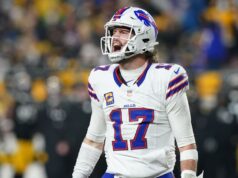 Josh Allen, do Bills, está pronto para jogar contra os Eagles após lesão no pé