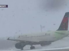 Blizzard elimina milhares de voos em fim de semana movimentado de viagens