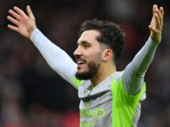 Pep Guardiola sobre Rayan Cherki, do Man City: ‘Momentos em que grito com ele, momentos em que quero beijá-lo’