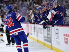 Will Zellers lidera os EUA sobre a Alemanha na estreia mundial de juniores