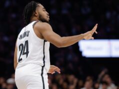 Cam Thomas, do Nets, volta de ausência de 20 jogos e marca 30 na vitória