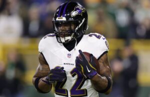 Derrick Henry, do Ravens, corre para 216 jardas e 4 TDs no Packers