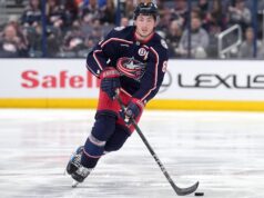 O defensor dos Blue Jackets, Zach Werenski, foi colocado na reserva por lesão