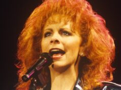 3 músicas country da década de 1990 feitas sob medida para uma noite de karaokê