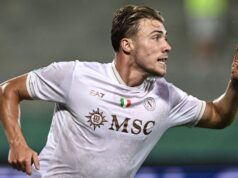 Rasmus Højlund ‘formalidade’ para permanecer no Napoli em meio à cláusula do Man United