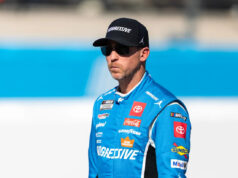 O pai de Denny Hamlin morre devido aos ferimentos sofridos em um incêndio em uma casa