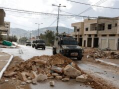 Forças israelenses ocupam casas e impõem toque de recolher em Qabatiya, na Cisjordânia | Notícias da Cisjordânia Ocupada