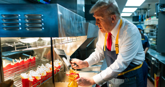 251118-donald-trump-mcdonalds-2-es-f3921d.jpg