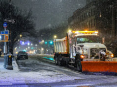 O clima de inverno causou grandes interrupções nas viagens durante a semana de feriados