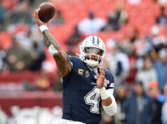 Um passe de Dak Prescott TD deu aos Cowboys uma vantagem inicial de 7-0