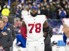 Giants colocaram Andrew Thomas e outros três no IR, devolvendo o running back popular