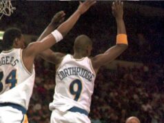 História da camisa do Golden State Warriors – Nº 34 – Carlos Rodgers (1994-95)