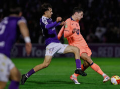 O zagueiro do Barcelona, Christensen, enfrenta um longo período após romper o ligamento cruzado anterior do joelho esquerdo durante um treinamento