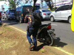 Motocicleta quebrando na estrada? Esta é a maneira certa de superar isso sem pânico