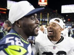 Derrick Hall, dos Seahawks, de volta do exílio no Mississippi, percebe o amor do GM