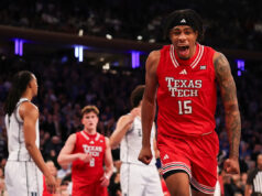 Pesquisa AP de basquete masculino: Arizona ocupa o primeiro lugar enquanto Duke finalmente cai com uma derrota chocante para a Texas Tech